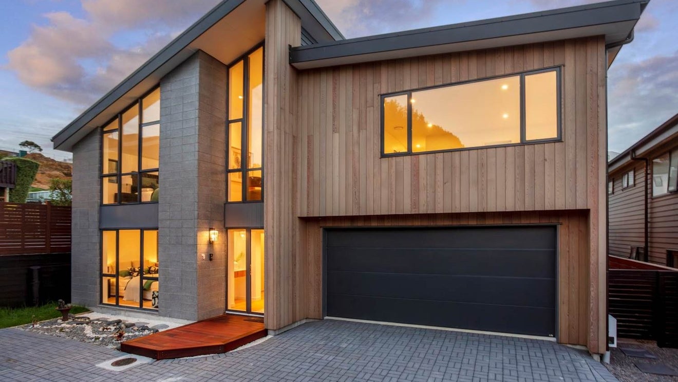 3 Serrata Place, Browns Bay, Auckland - Carousel 1