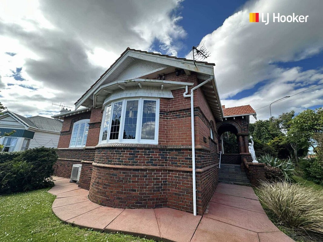 96 Elgin Road, Kenmure, Dunedin - Carousel 1