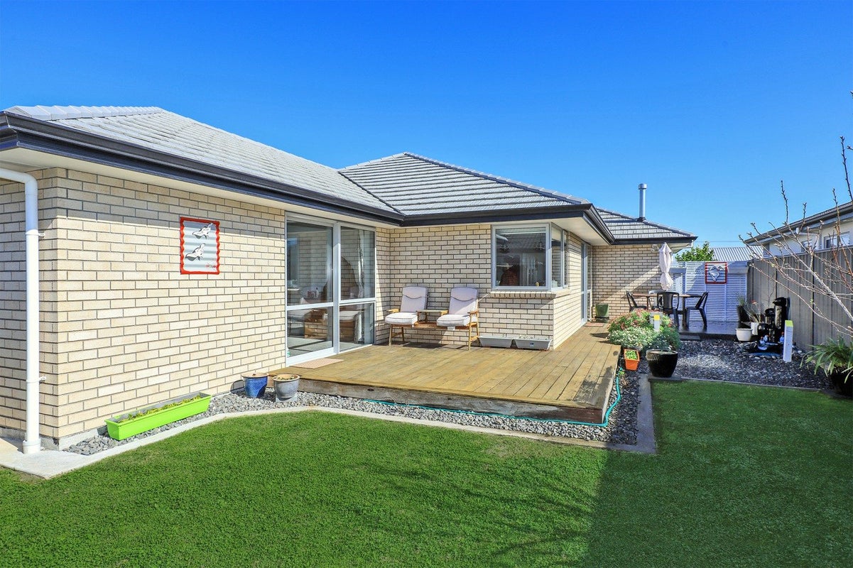 8 Manganui Place, Te Awa, Napier - Carousel 2