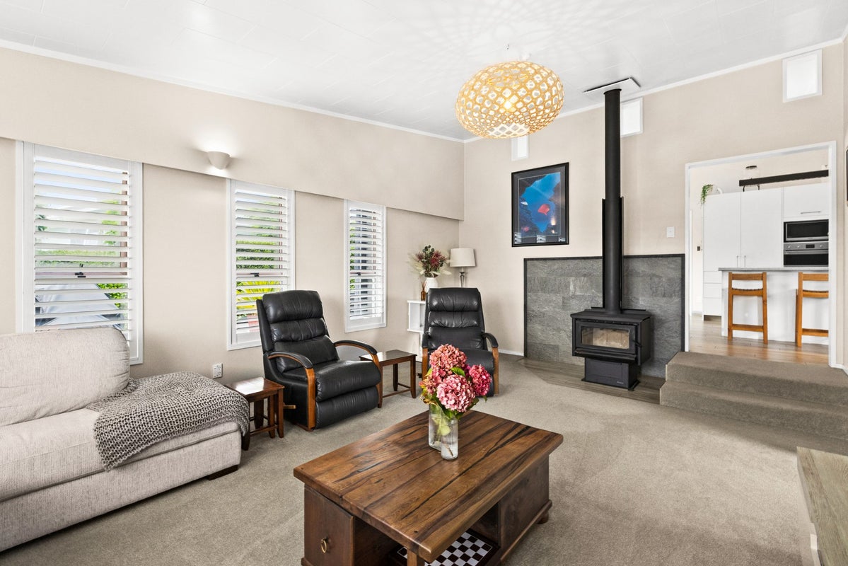 71 Freyberg Avenue, Tamatea, Napier - Carousel 2