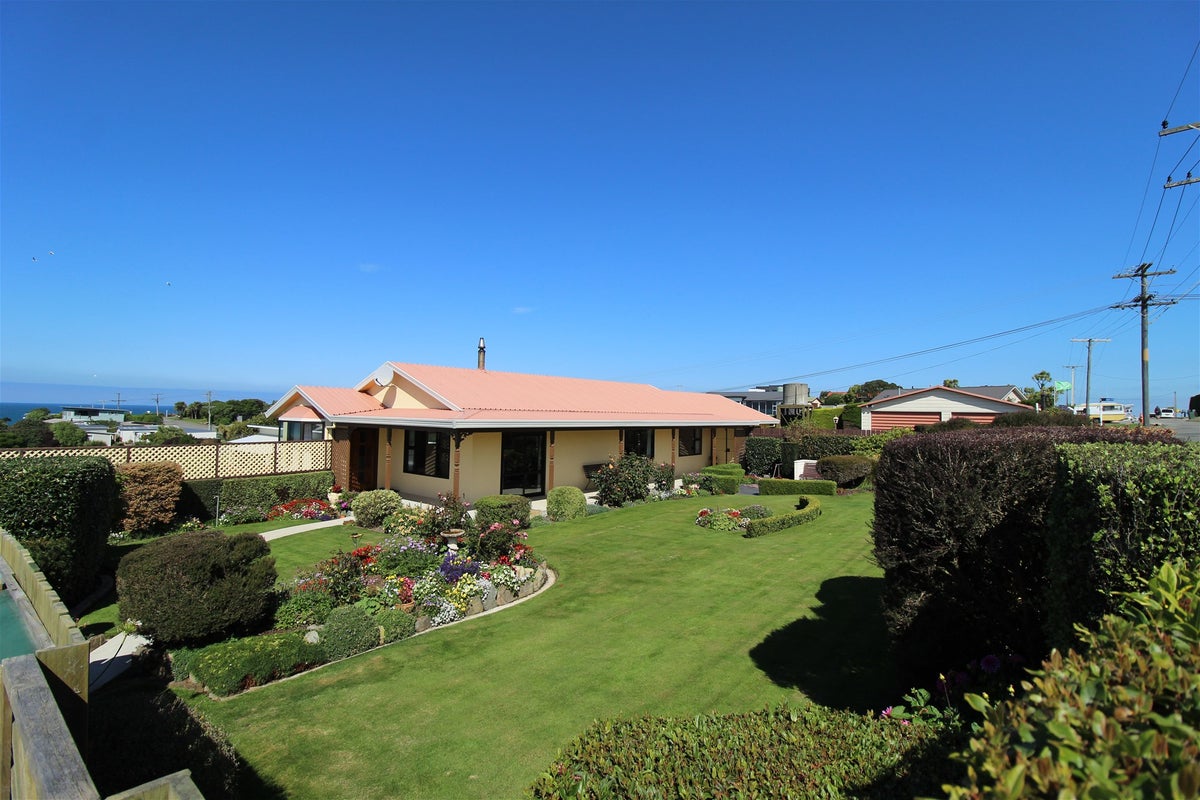 20 Magdala Street, Kakanui - Carousel 1