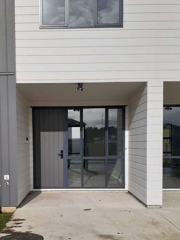 16 Karoro Road, Flat Bush, Auckland - Carousel 2