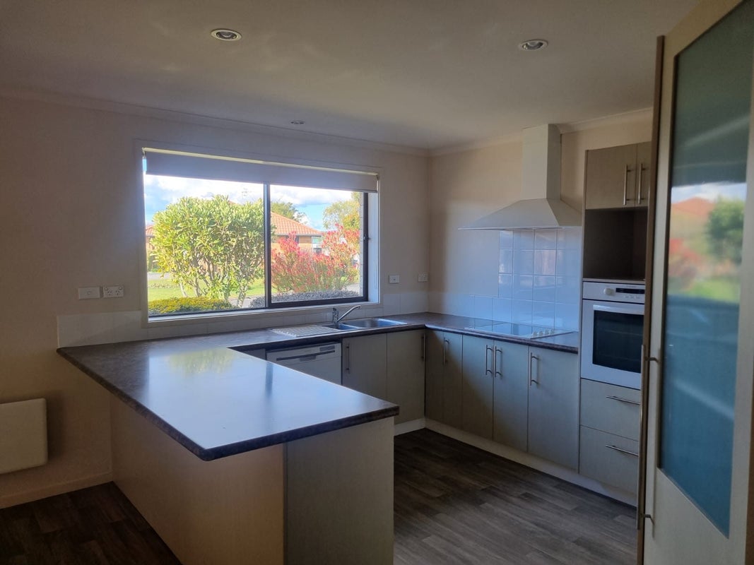 15 Kinder Place, Ngongotaha, Rotorua - Carousel 2