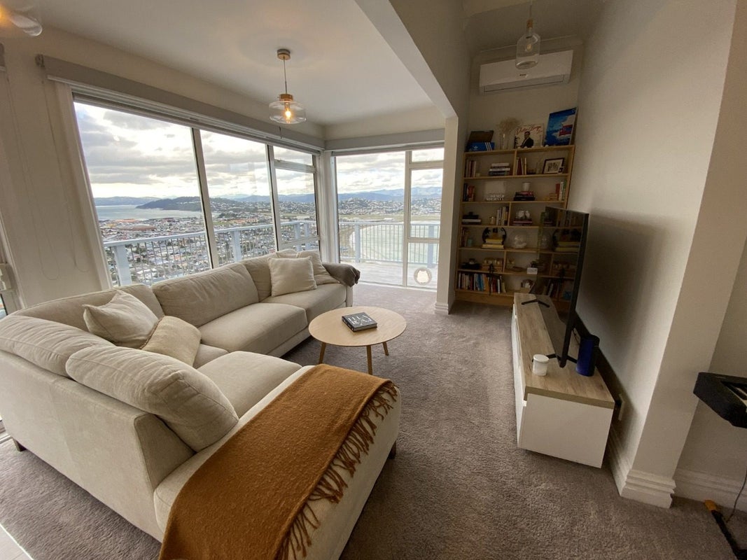 8 Pari Tai Way, Houghton Bay, Wellington - Carousel 2