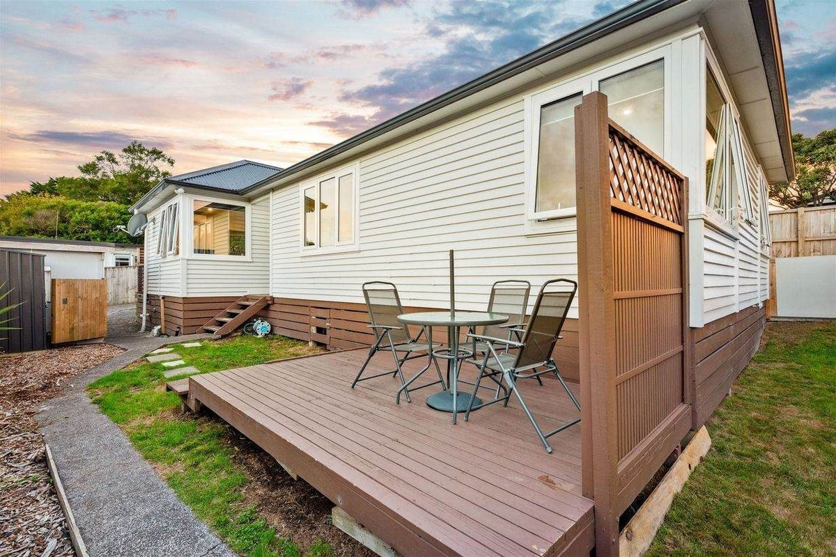 1/132 Edmonton Road, Te Atatu South, Auckland - Carousel 15