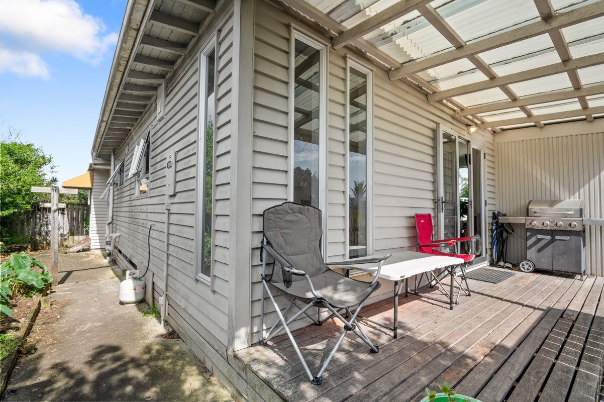 1/20 Hutchinsons Road, Highland Park, Auckland - Carousel 2