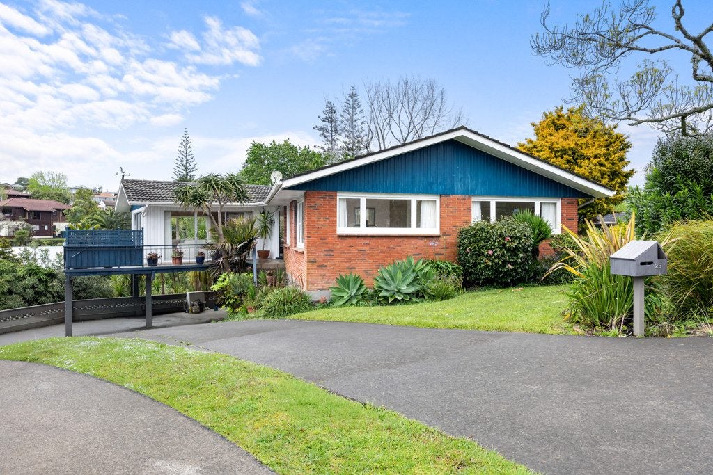 23 Kayeleen Place, Cockle Bay, Auckland - Carousel 2