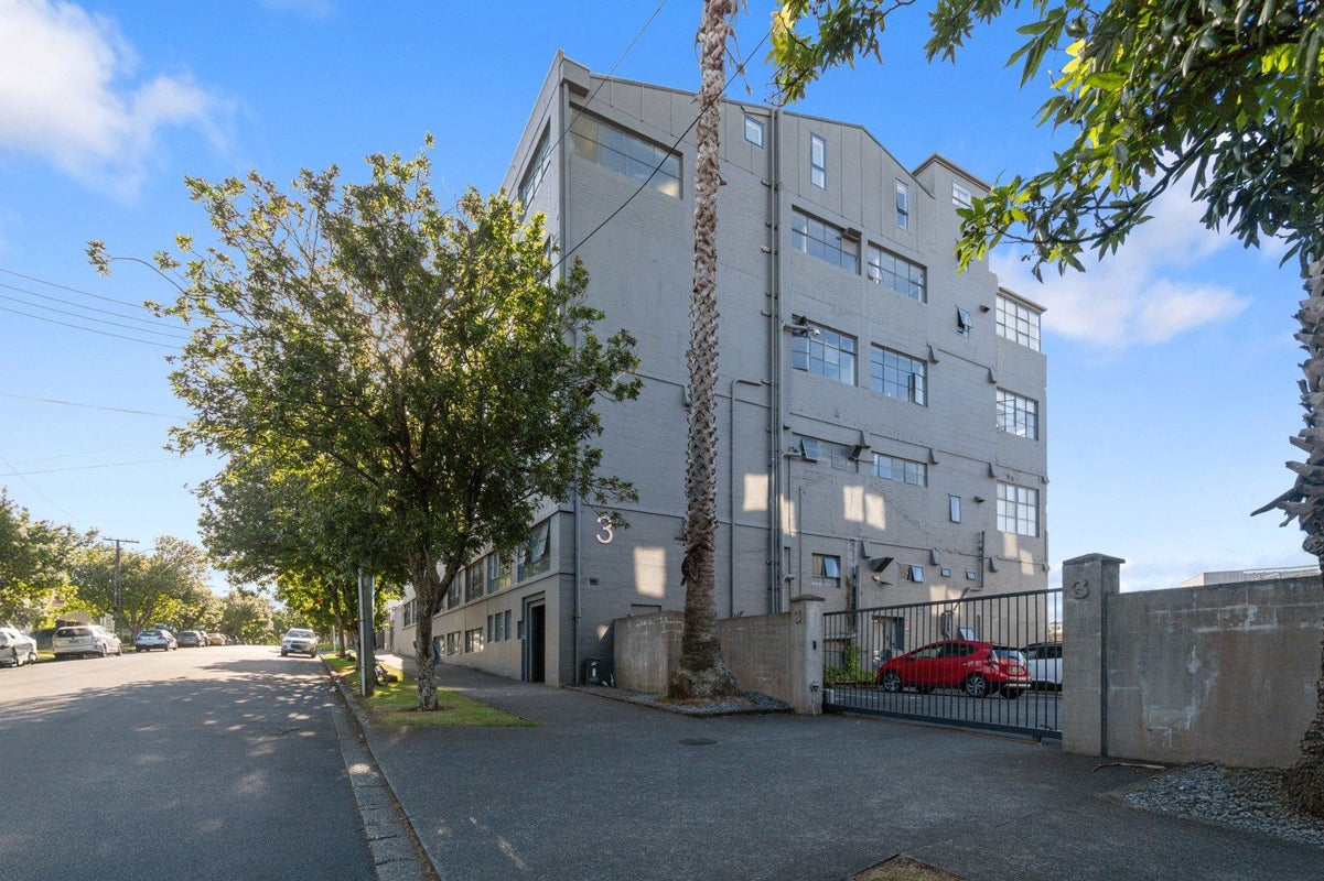 30/3 Akiraho Street, Mount Eden, Auckland - Carousel 21