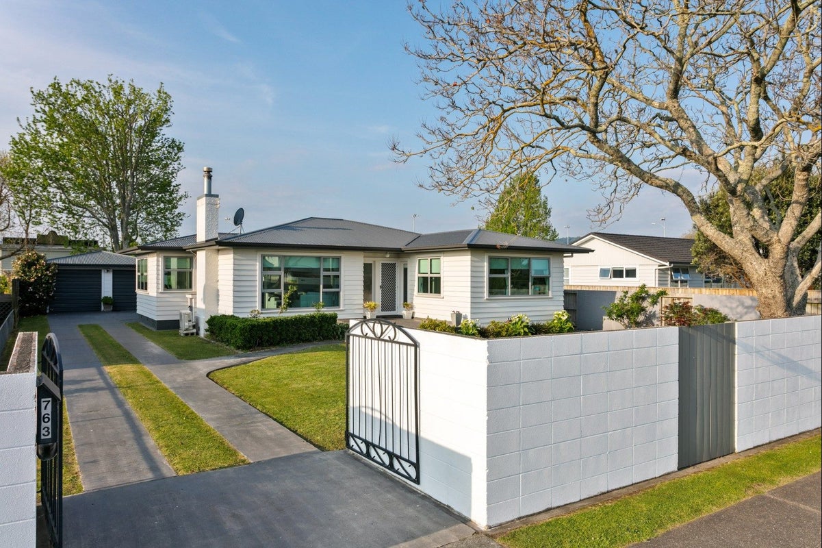 763 Gladstone Road, Te Hapara, Gisborne - Carousel 1