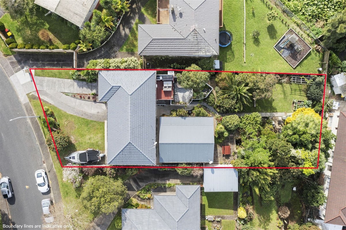 10 Finnerty Avenue, Howick, Auckland - Carousel 2