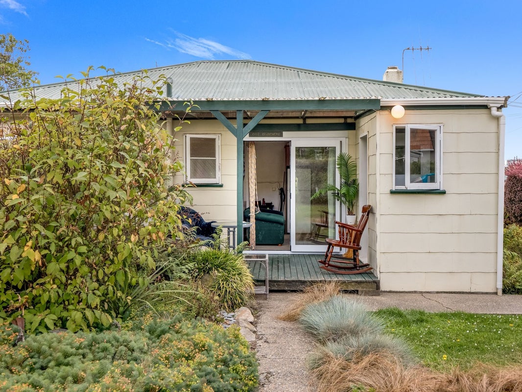 20 Colne Street, Oamaru North, Oamaru - Carousel 2
