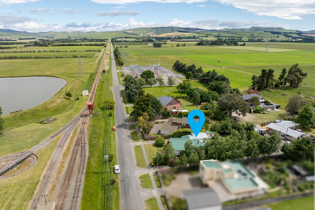 23 Mackenzies Road, Waipara, Amberley - Carousel 29