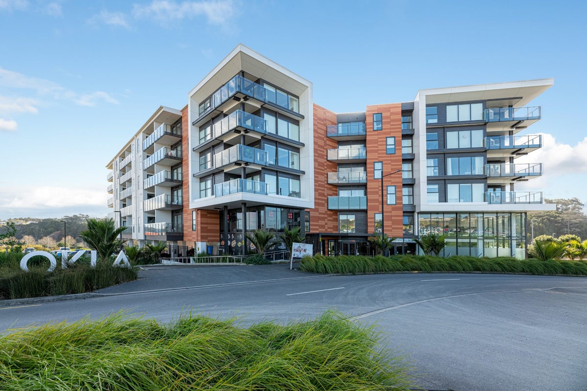 210/3 Kaipiho Lane, Albany, Auckland - Carousel 2