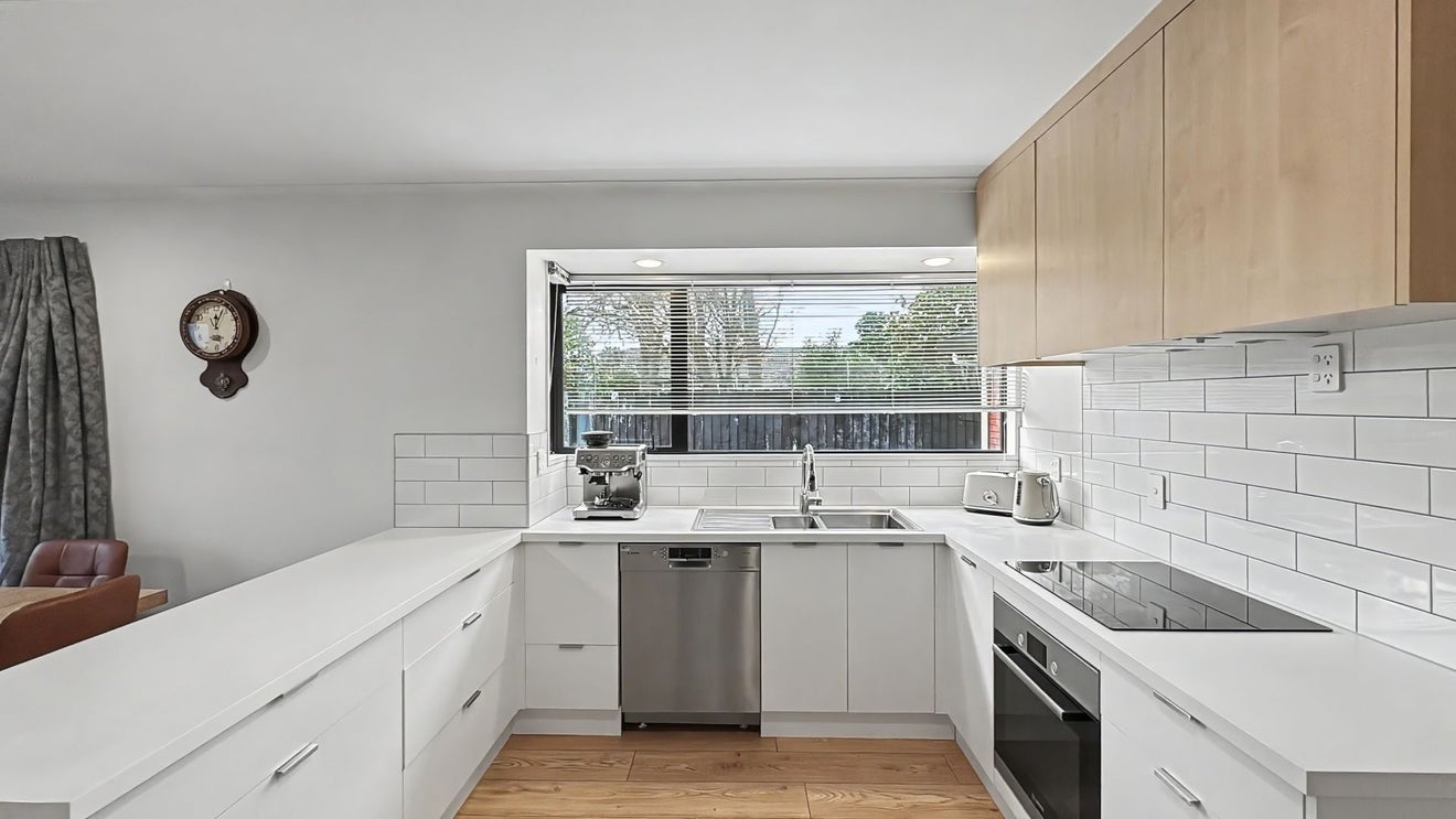 20A Chepstow Avenue, Fendalton, Christchurch - Carousel 2