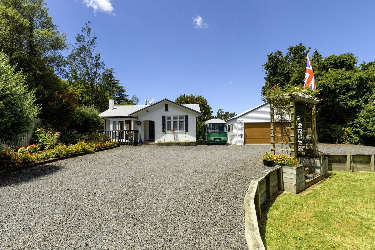 391A OLD HIGHWAY, Whakamarama, Western Bay Of Plenty - Carousel 31