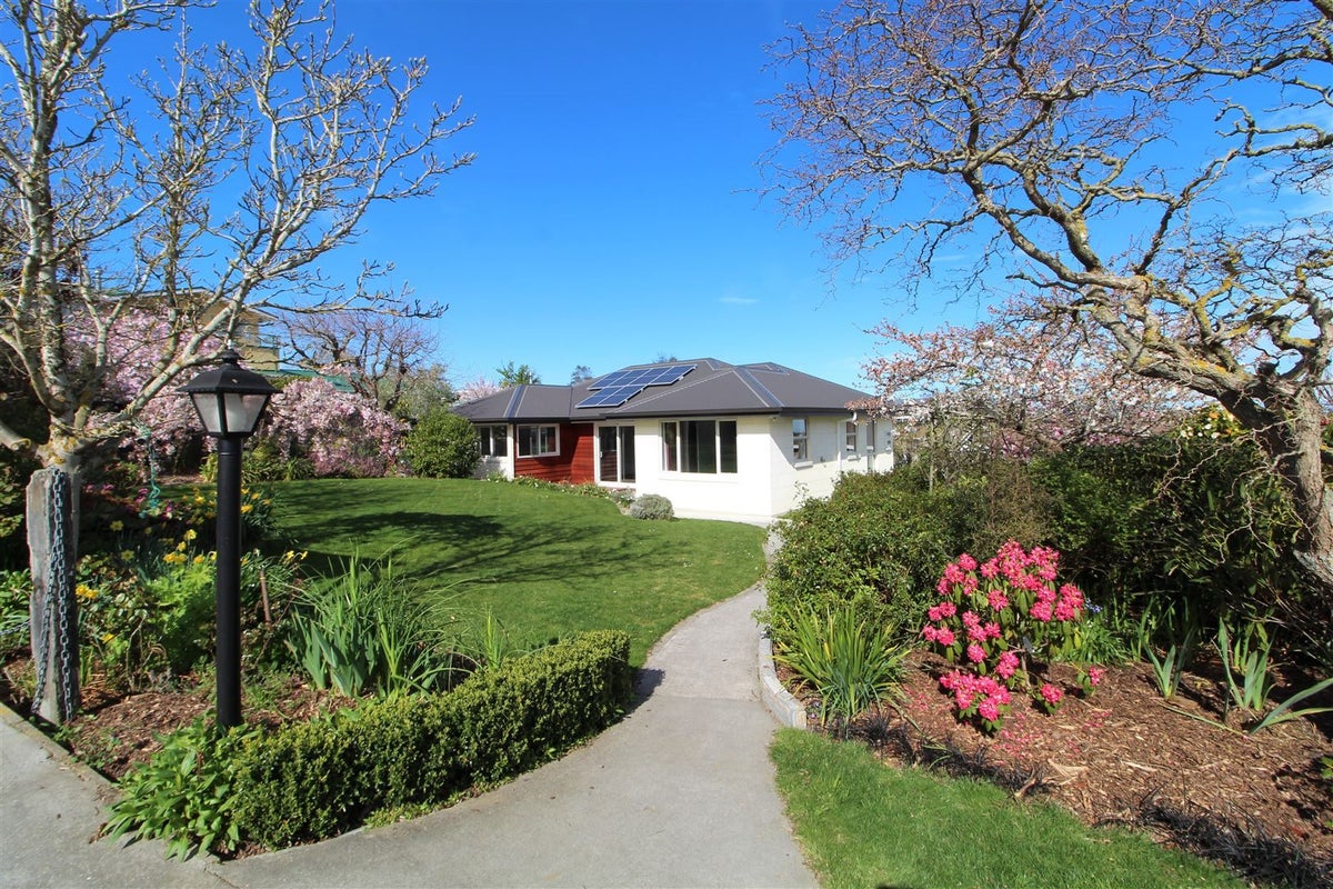 10 Glenview Terrace, Highfield, Timaru - Carousel 1