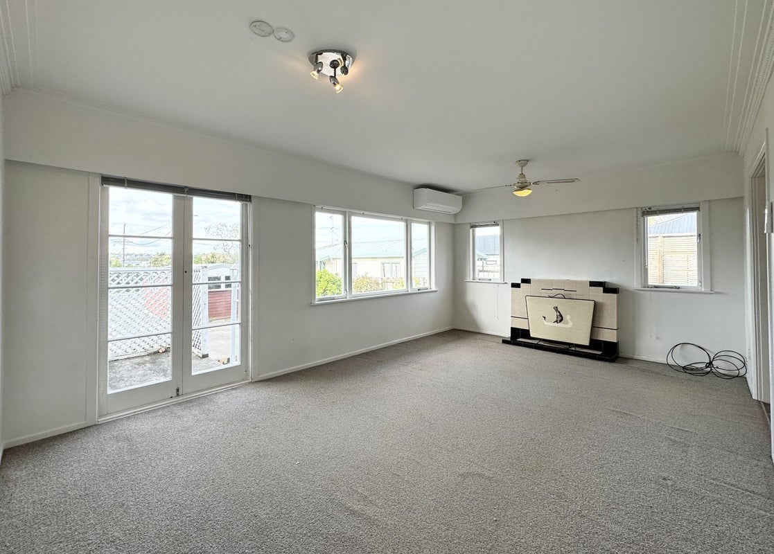 36 Pooks Road, Ranui, Auckland - Carousel 2