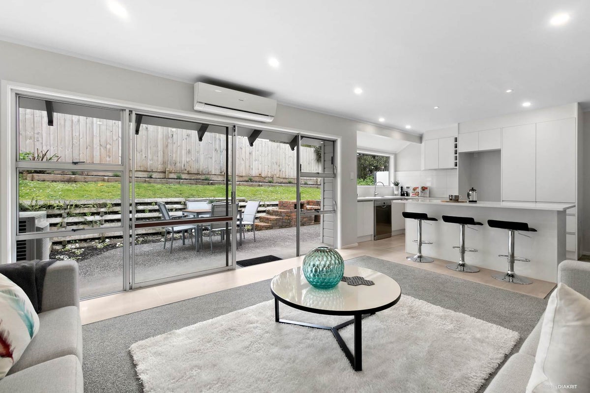 2/25 Pah Road, Epsom, Auckland - Carousel 1