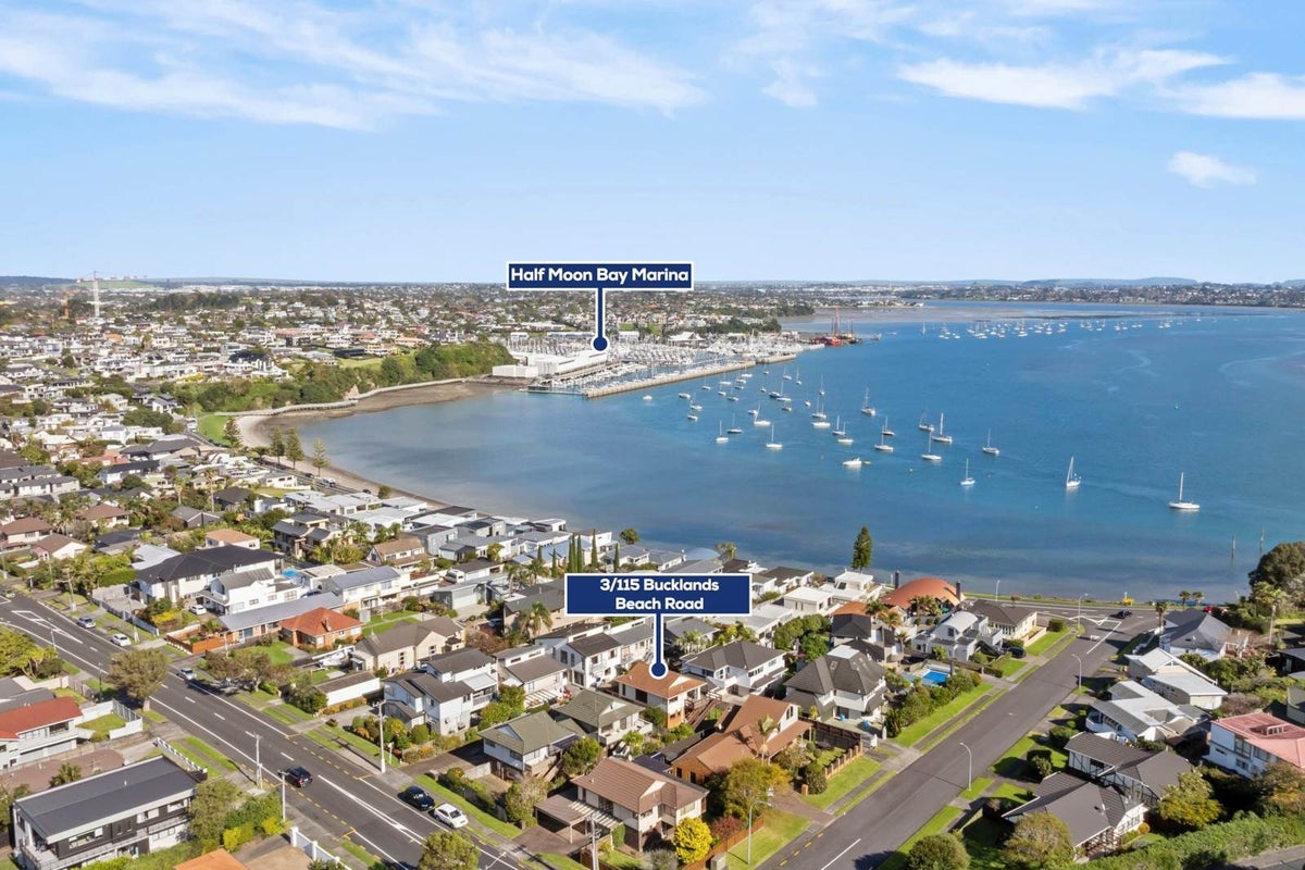 3/117 Bucklands Beach Road, BUCKLANDS BEACH, AUCKLAND - Carousel 1