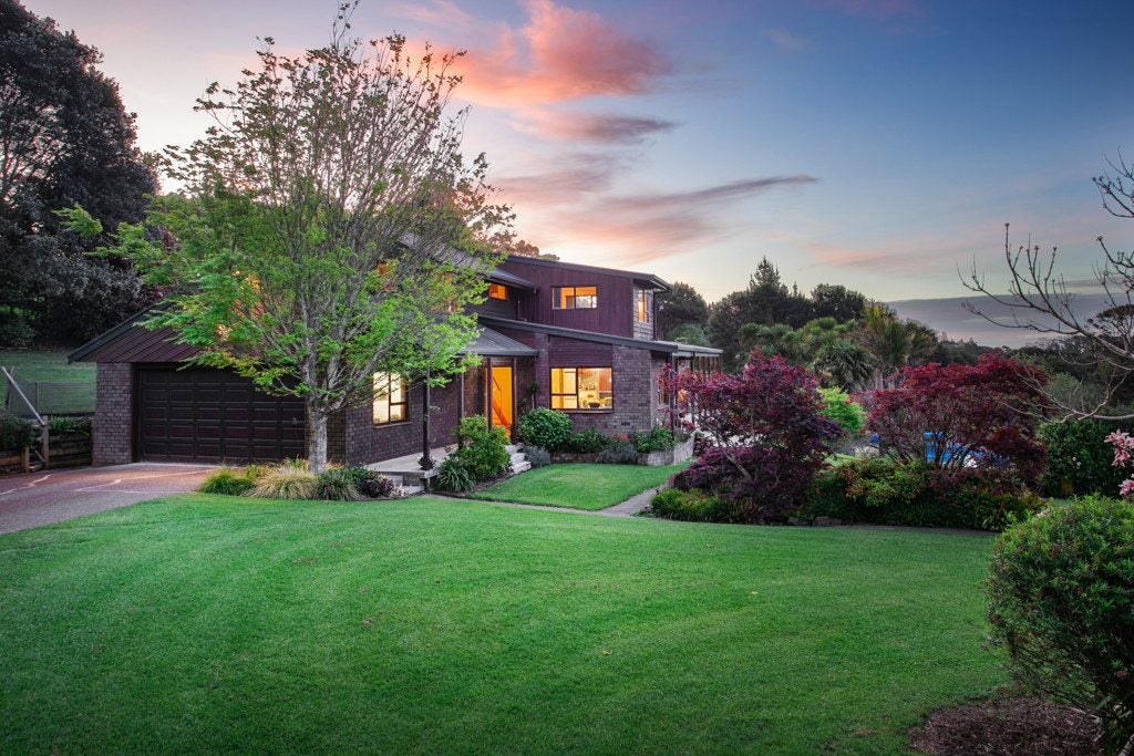 161 Shaw Road, Oratia, Auckland - Carousel 2