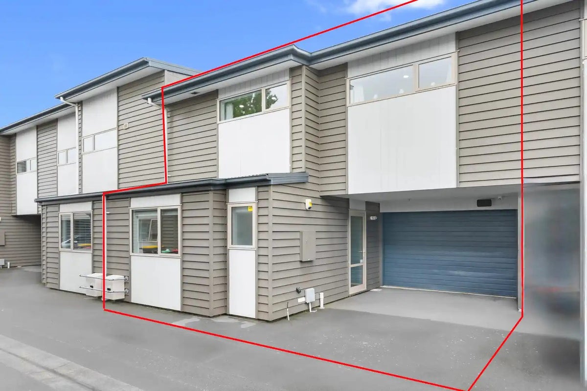 10/9 Cameron Street, Sydenham, Christchurch - Carousel 2