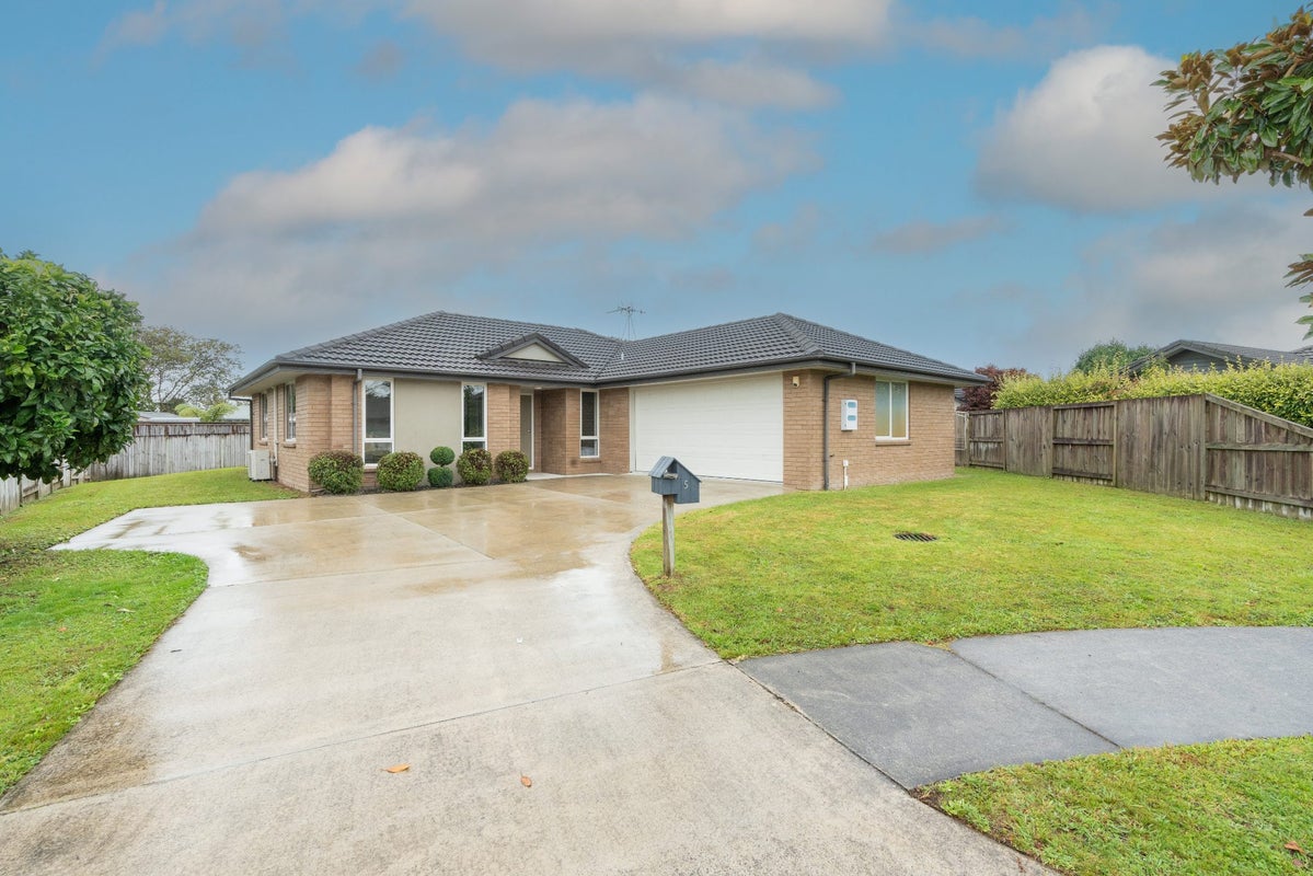 5 Millie Place, Huntington, Hamilton - Carousel 19