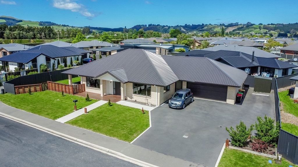 6 Mellay Mews, Mosgiel, Mosgiel - Carousel 1
