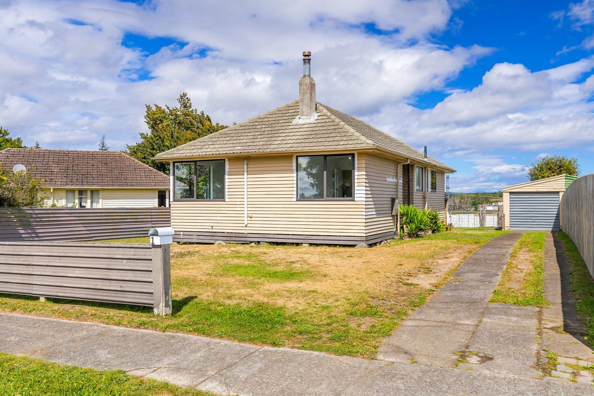 17 Raukawa Crescent, Wairakei, Taupo - Carousel 23