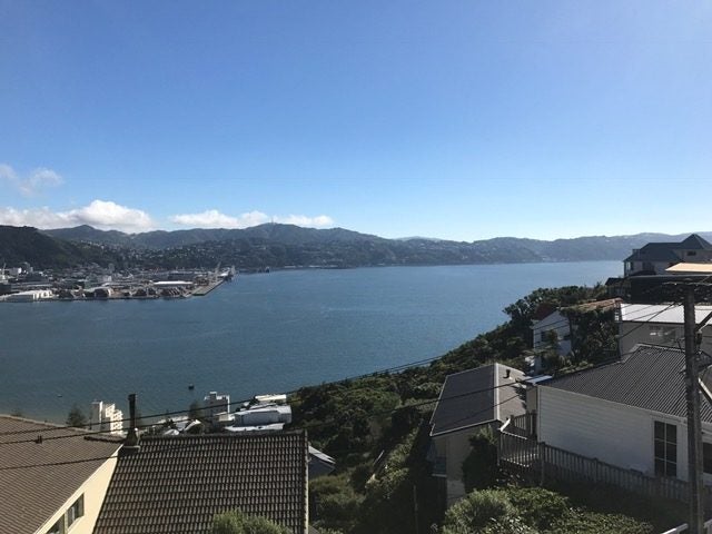 63 Palliser Road, Roseneath, Wellington - Carousel 1