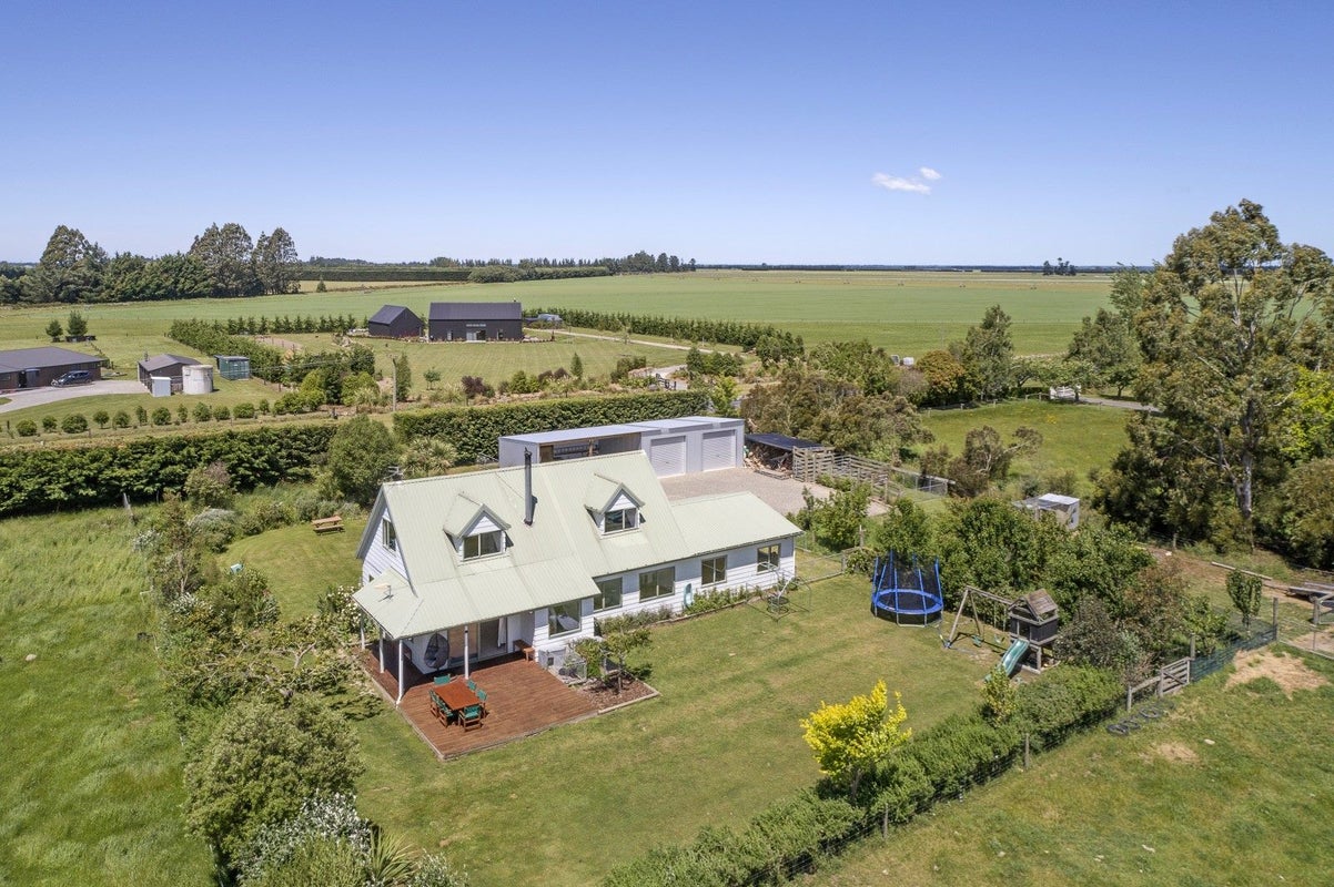 747 Ridgens Road, Christchurch - Carousel 2