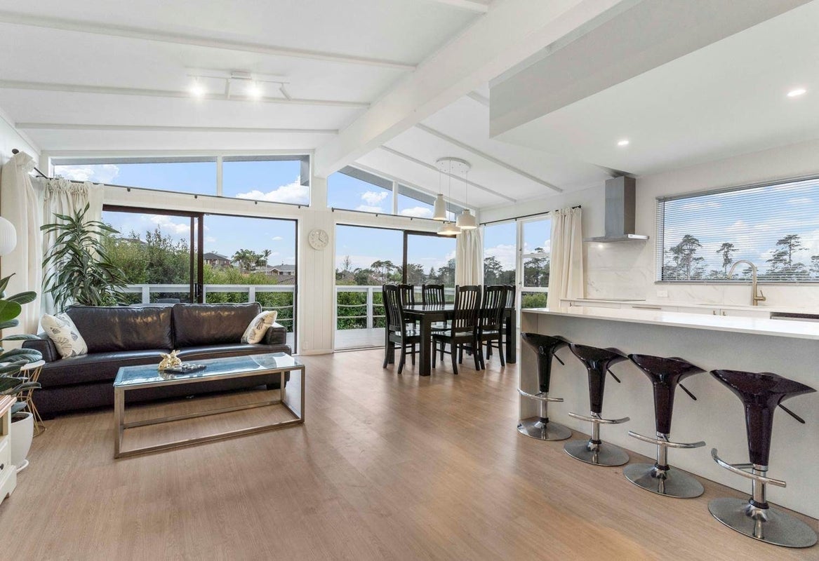 30 Fitzwater Place, Henderson, Auckland - Carousel 2
