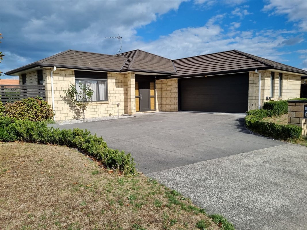 60 Aquila Crescent, Rototuna North, Hamilton - Carousel 2