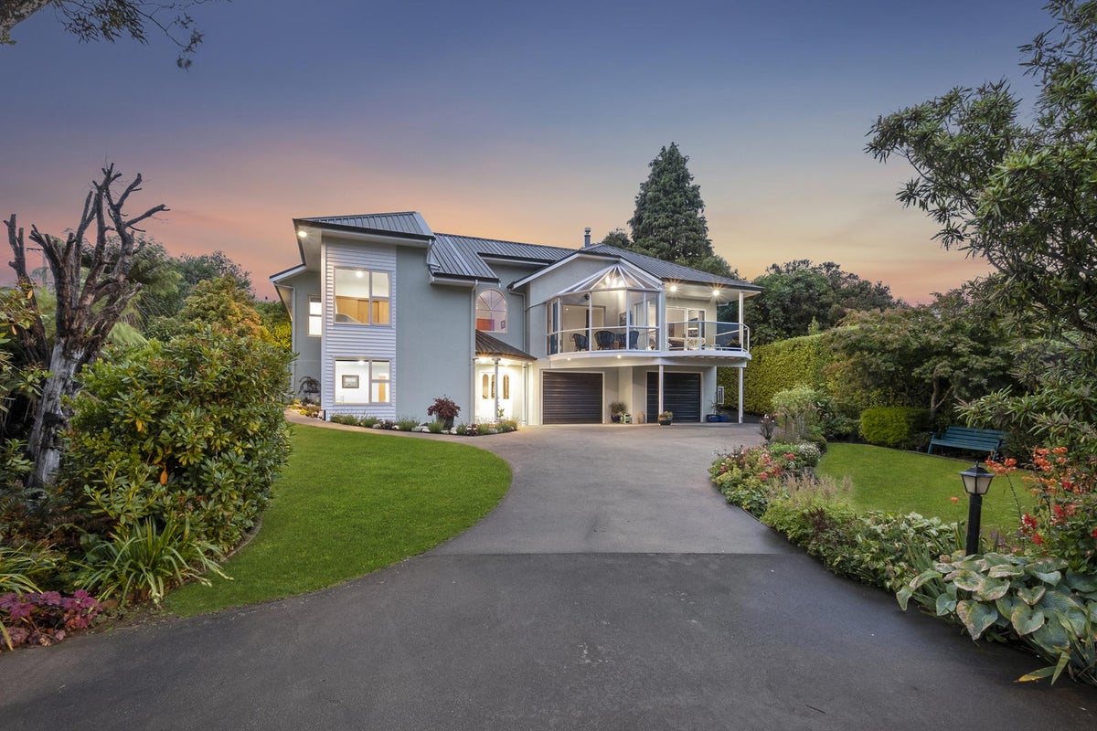 258 Taieri Road, Wakari, Dunedin - Carousel 1