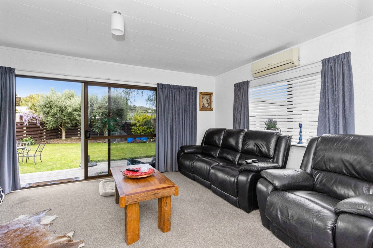 463 Gloucester Street, Taradale, Napier - Carousel 2