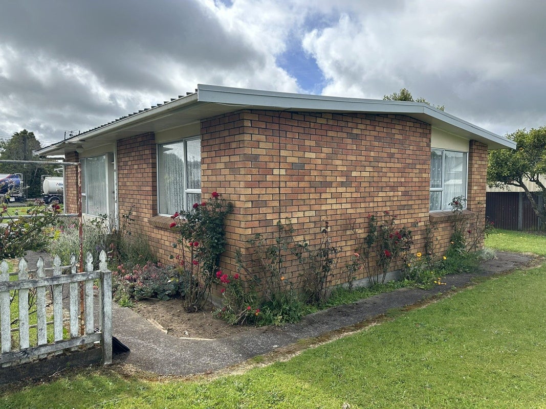 97 High Street, Eltham, Eltham - Carousel 14