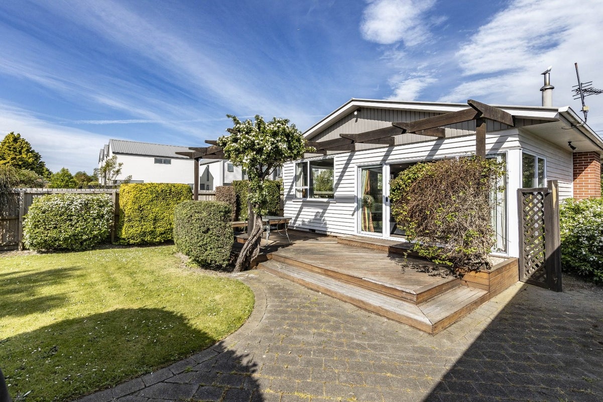 8 Stackhouse Avenue, Bishopdale, Christchurch - Carousel 1