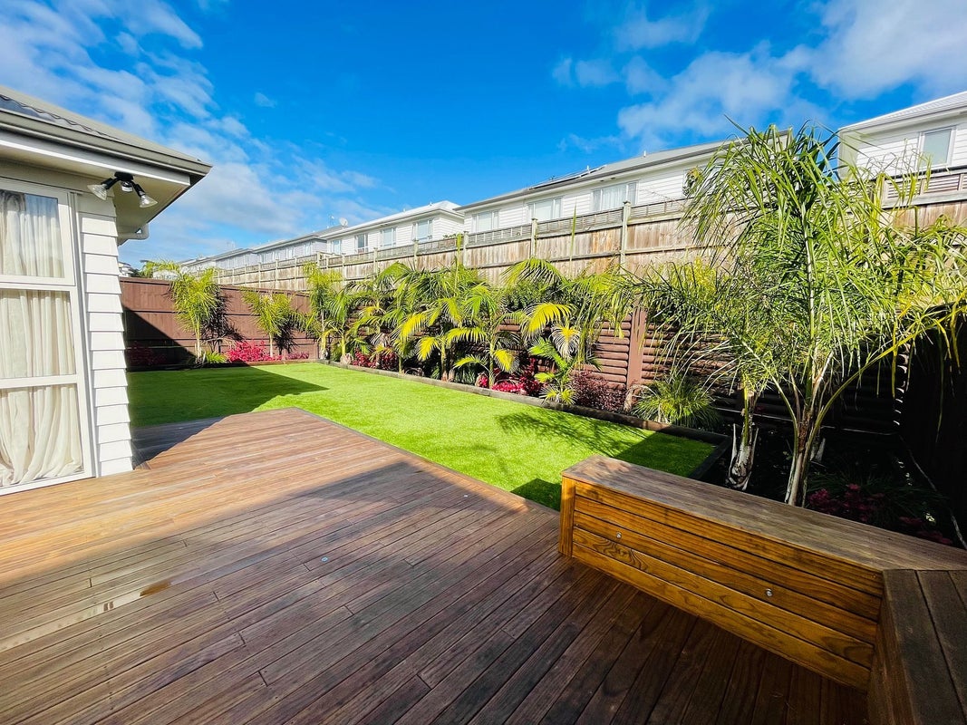 20 Samuel Cassidy Avenue, Swanson, Auckland - Carousel 2