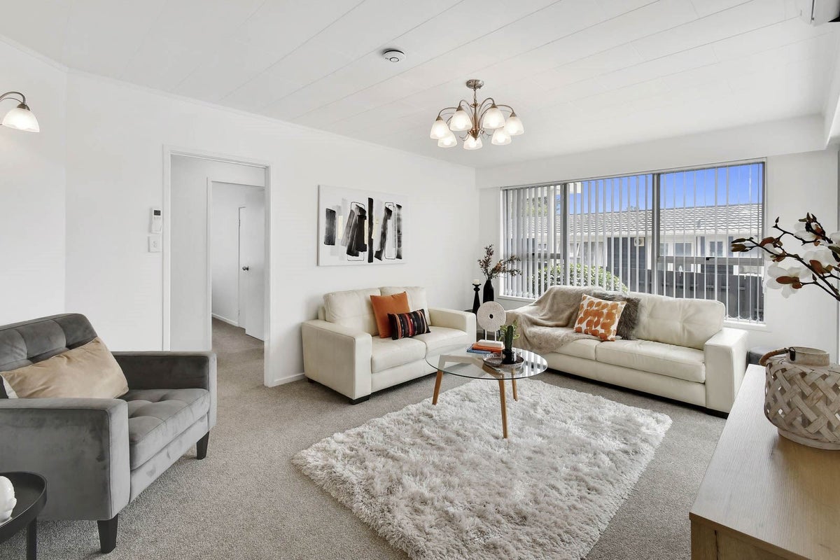 5 Carbery Place, Manurewa, Auckland - Carousel 2