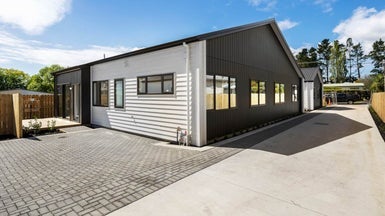 3/42 Woodside Road, Massey, Auckland - Carousel 1