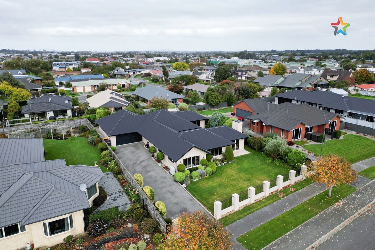 14 Northwood Avenue, Waikiwi, Invercargill - Carousel 1