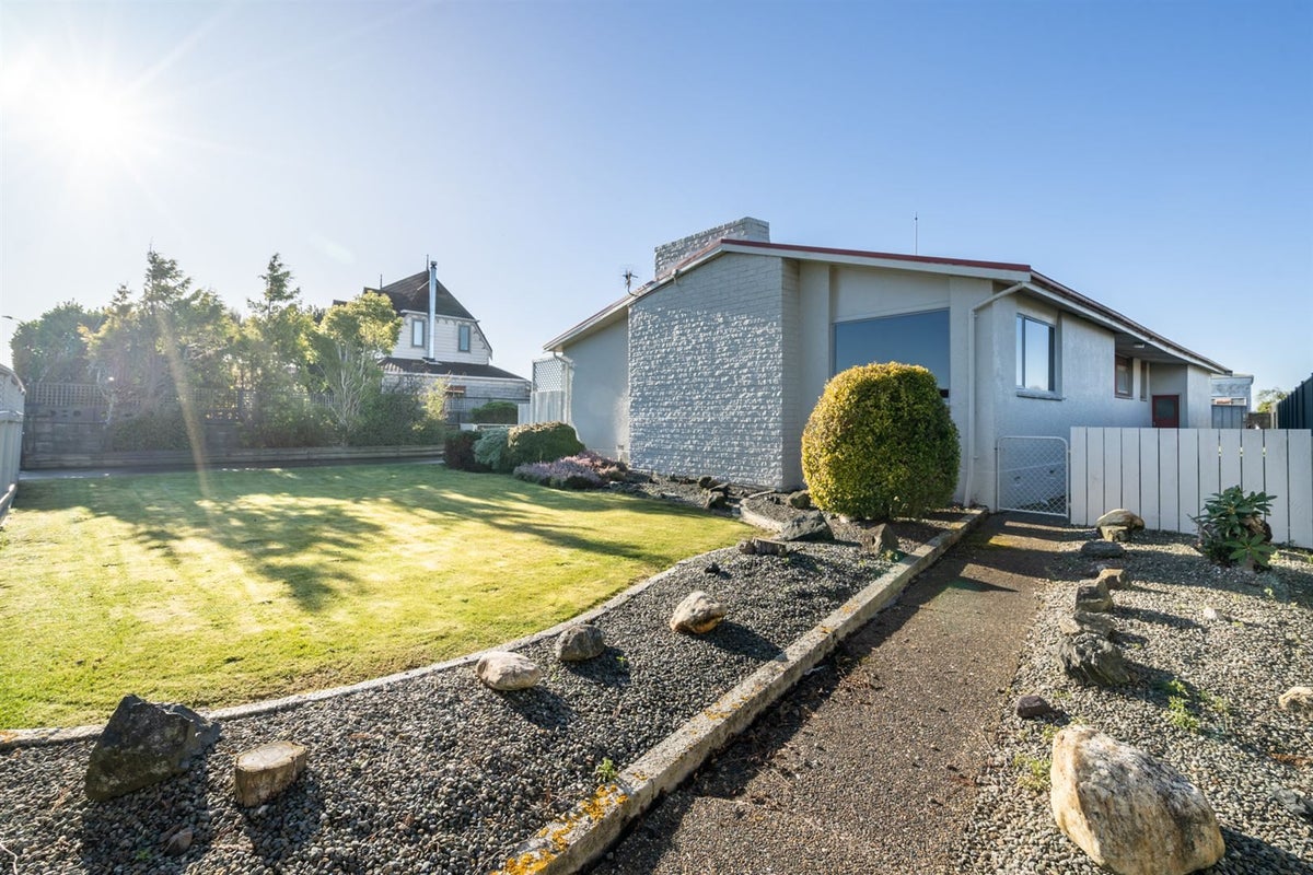 31 Ethel Street, Newfield, Invercargill - Carousel 1