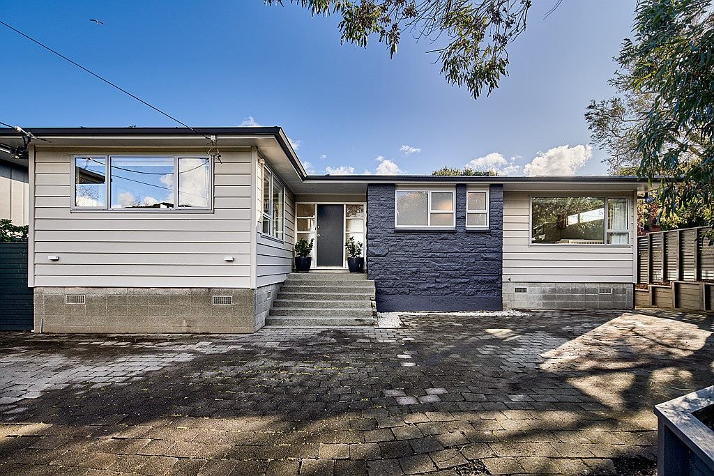 7 Howard Road, Point Howard, Lower Hutt - Carousel 18