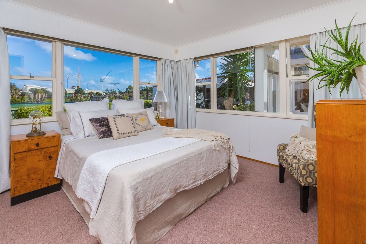 0 Wapiti Avenue, Feilding, Feilding - Carousel 9