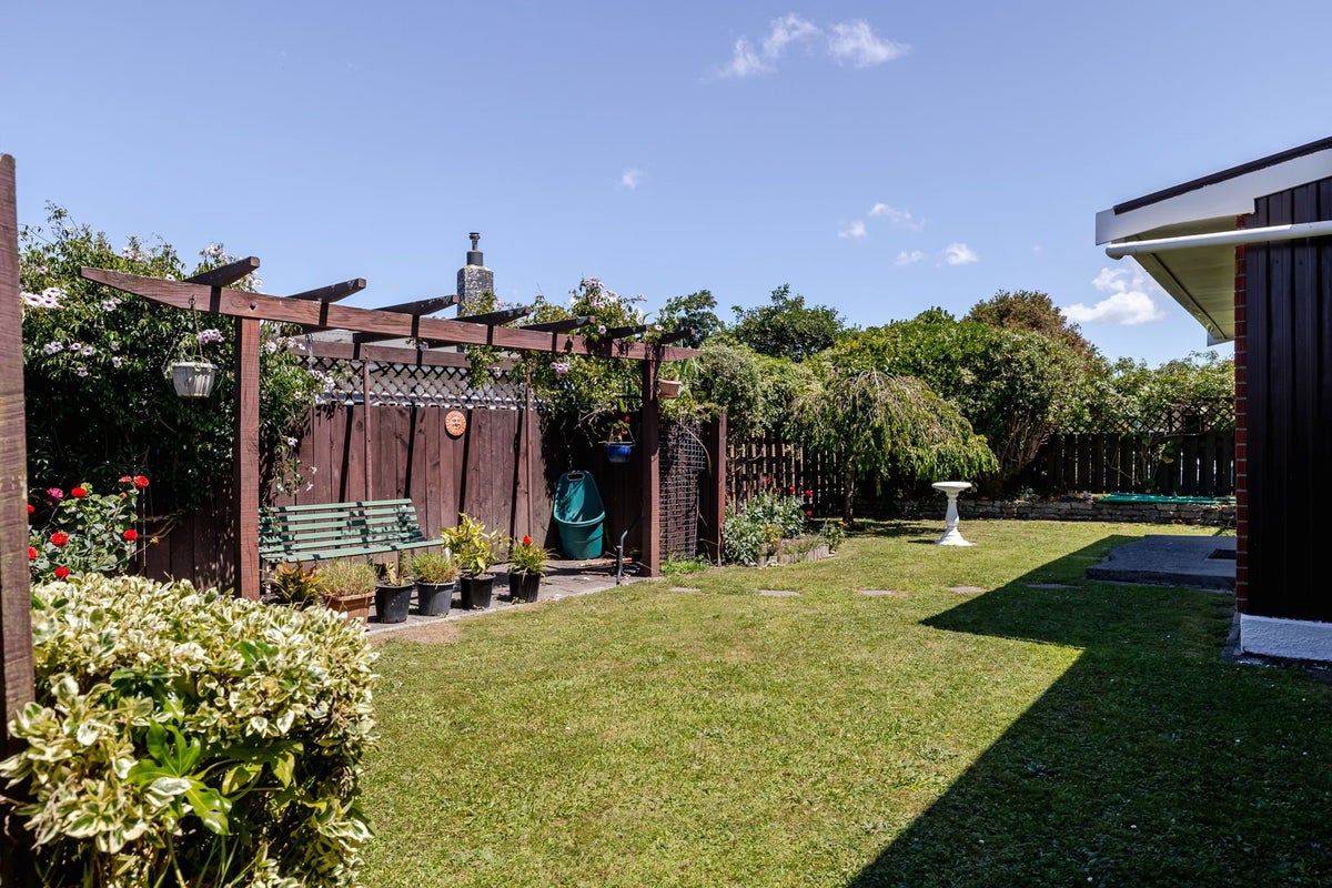 28 Palliser Place, Milson, Palmerston North - Carousel 2