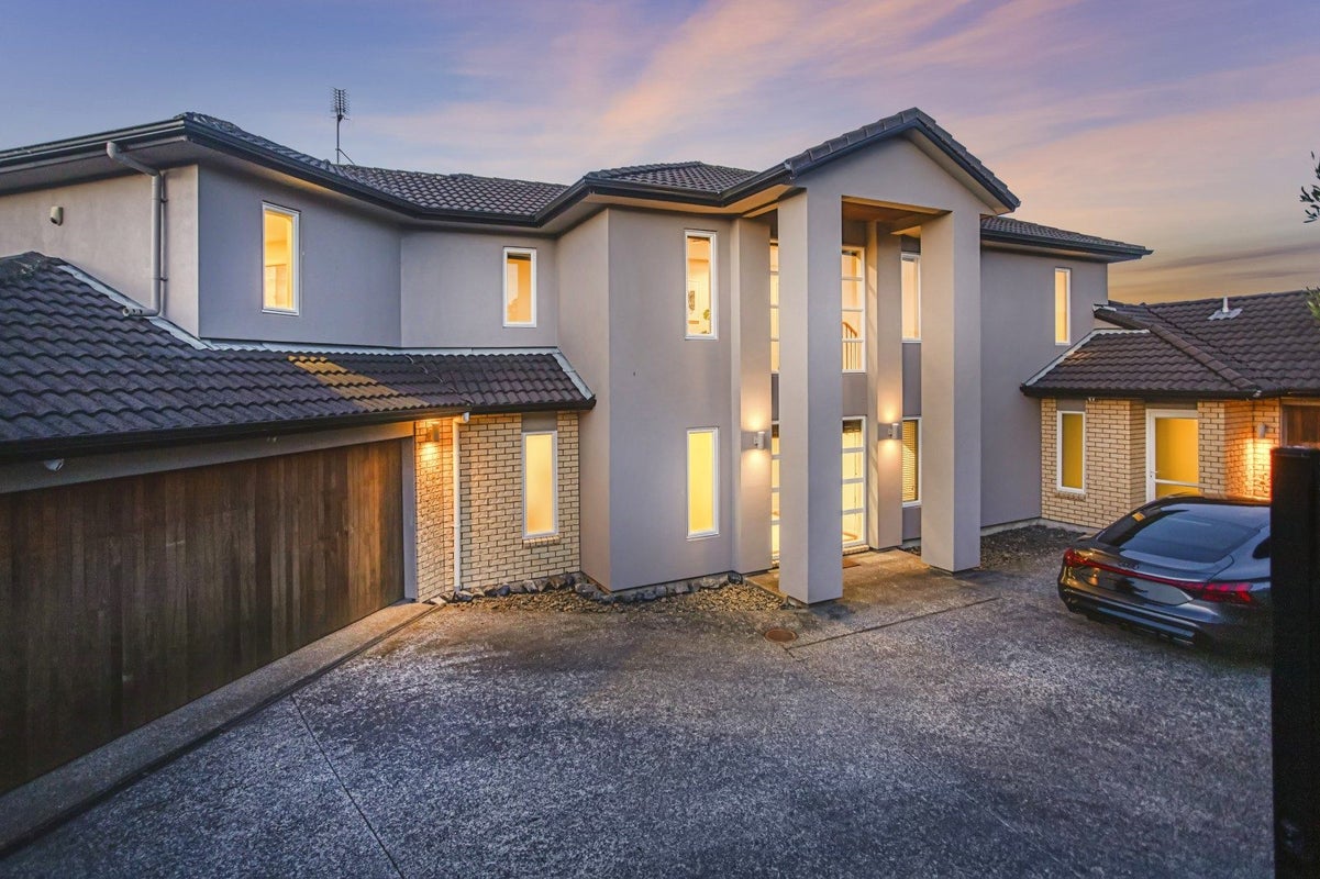 41 Sapperton Drive, Henderson, Auckland - Carousel 1