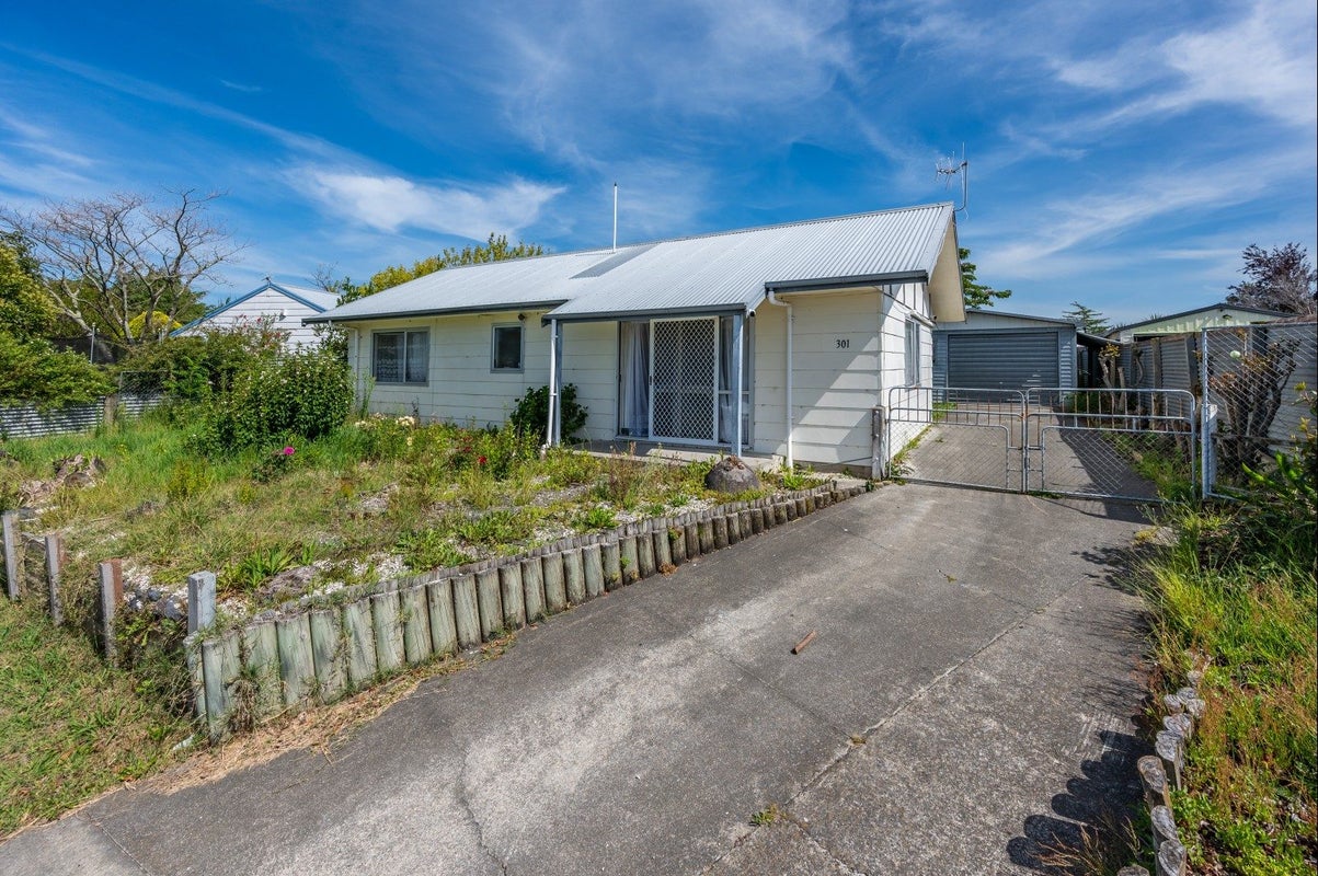 301 Flaxmere Avenue, Flaxmere, Hastings - Carousel 1