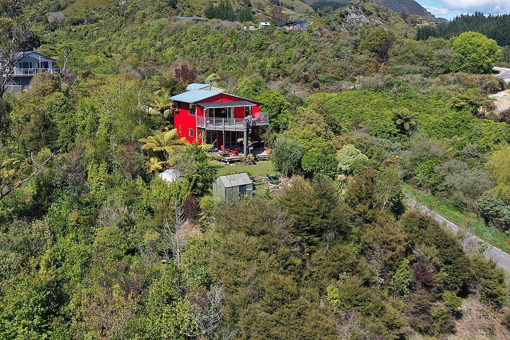 21 Falconer Road, Pohara - Carousel 29