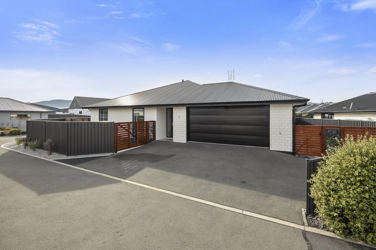 6 Silverview Place, Mosgiel, Mosgiel - Carousel 2
