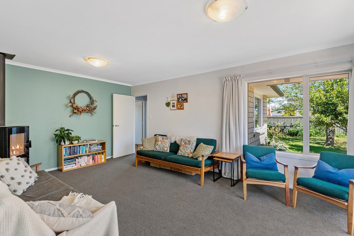 11 Marriotts Road, North New Brighton, Christchurch - Carousel 2
