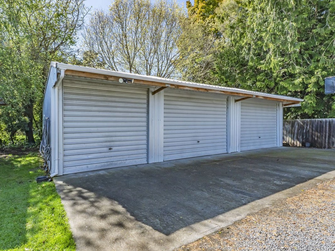 39 High Street, Southbridge, Southbridge - Carousel 2
